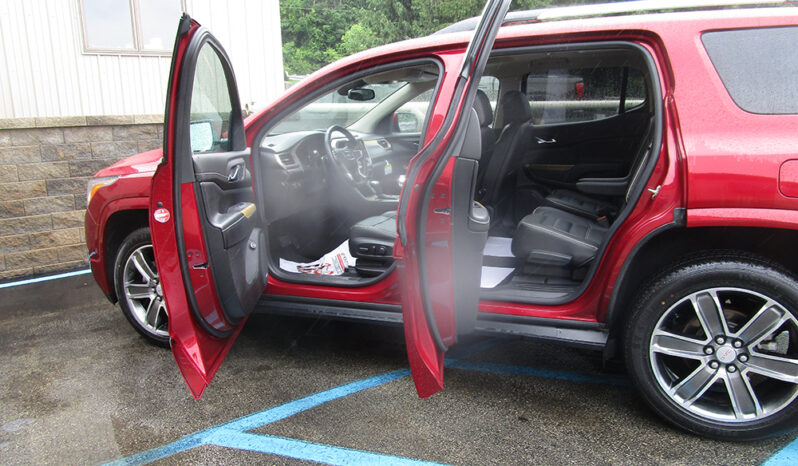 GMC ACADIA DENALI full