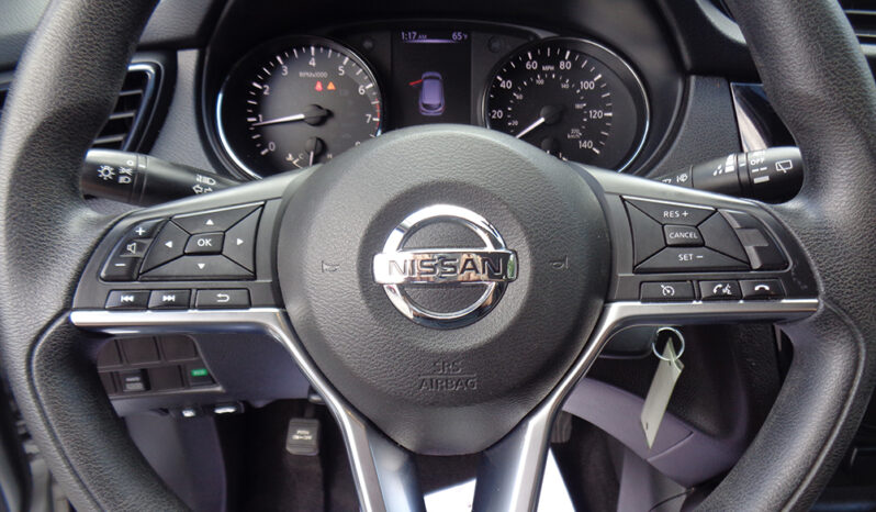 NISSAN ROGUE SPORT SL full