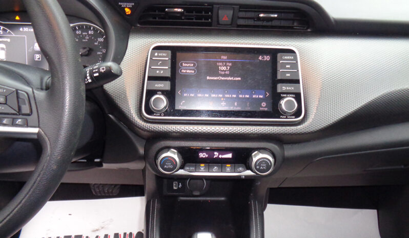 NISSAN KICKS SV full