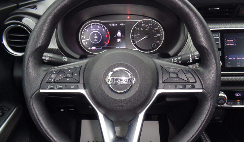 NISSAN KICKS SV full