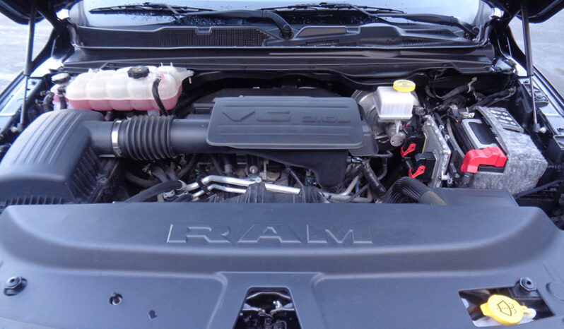 RAM 1500 BIGHORN CREW CAB full