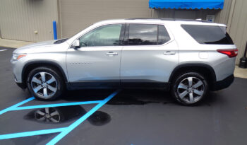 CHEVROLET TRAVERSE LT full