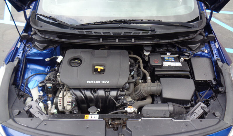KIA FORTE LX full
