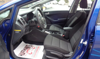 KIA FORTE LX full