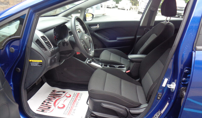 KIA FORTE LX full
