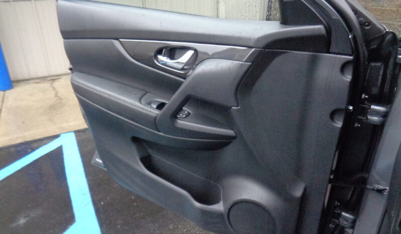 NISSAN ROGUE SV full