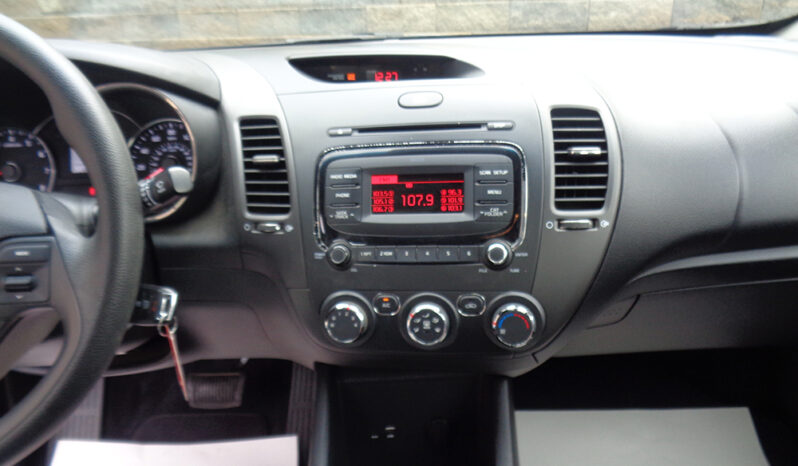 KIA FORTE LX full