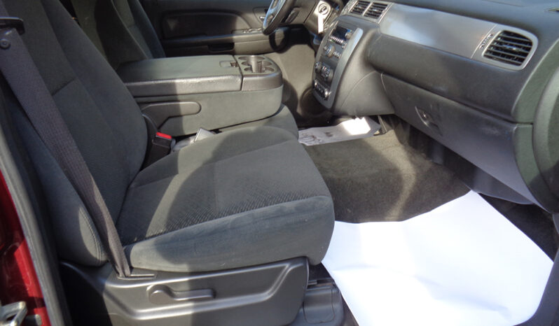 CHEVROLET SUBURBAN LS full