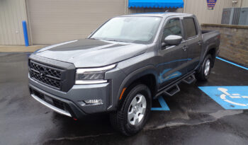 NISSAN FRONTIER PRO-4X CREW CAB full