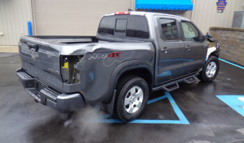 NISSAN FRONTIER PRO-4X CREW CAB full