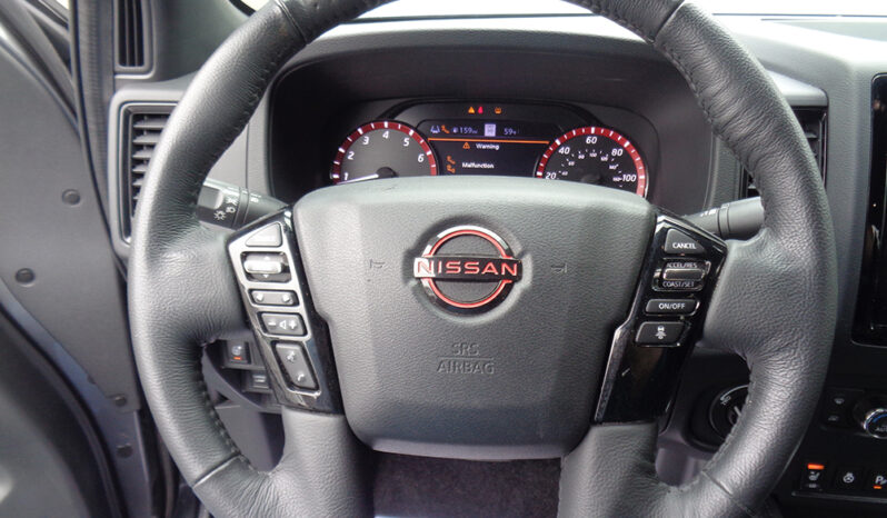 NISSAN FRONTIER PRO-4X CREW CAB full