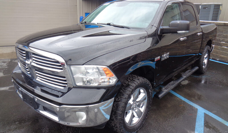 RAM 1500 BIGHORN CREW CAB full