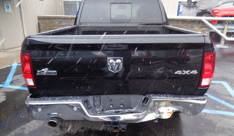 RAM 1500 BIGHORN CREW CAB full