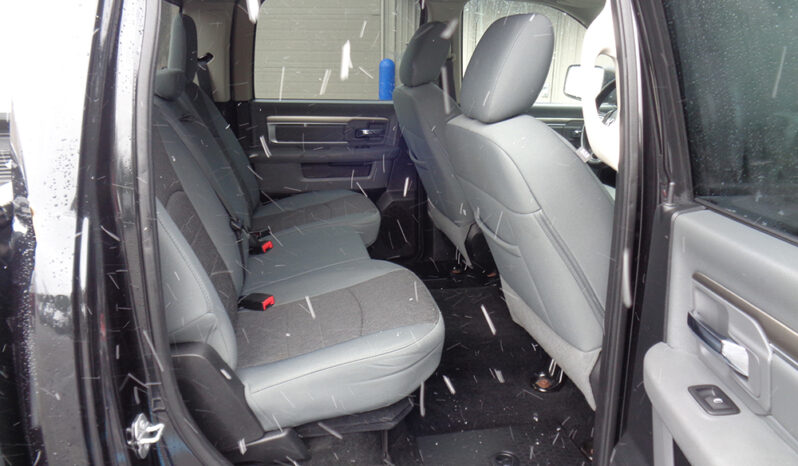 RAM 1500 BIGHORN CREW CAB full