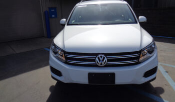 VOLKSWAGEN TIGUAN LIMITED full