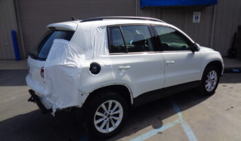 VOLKSWAGEN TIGUAN LIMITED full