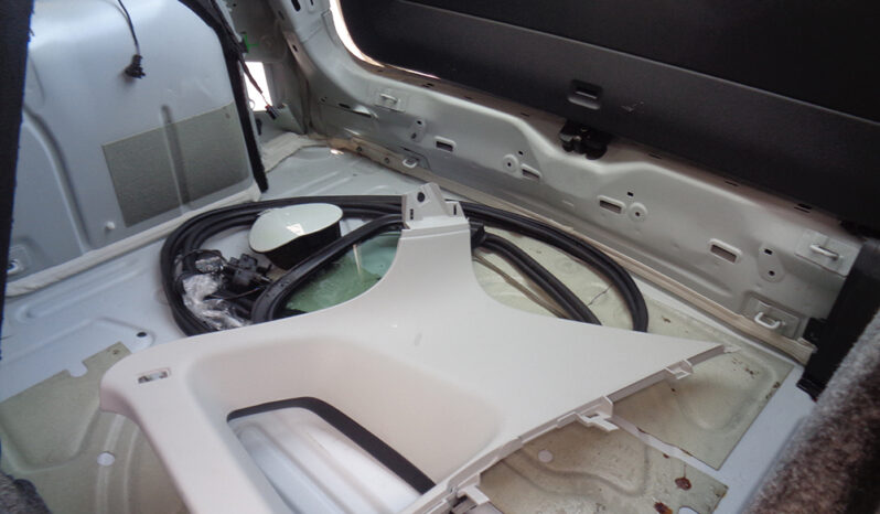 VOLKSWAGEN TIGUAN LIMITED full